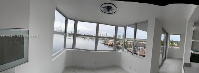 16570 NE 26th Ave 5G BOAT SLIP INCLUDED, North Miami Beach, FL 33160