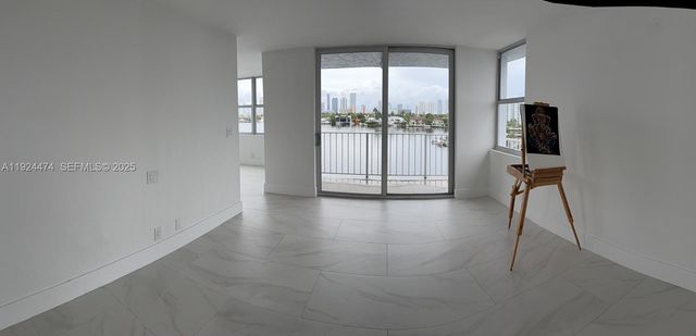16570 NE 26th Ave 5G BOAT SLIP INCLUDED, North Miami Beach, FL 33160
