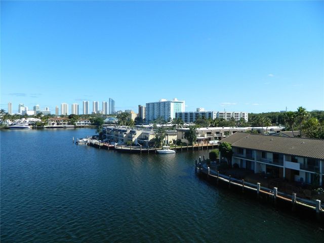 16570 NE 26th Ave 5G BOAT SLIP INCLUDED, North Miami Beach, FL 33160