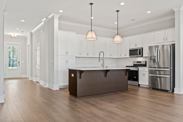 2034 Comradery Way, Murrells Inlet, SC 29576