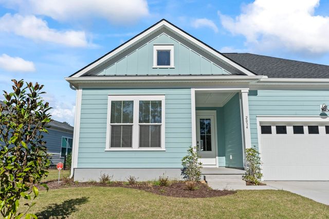 2034 Comradery Way, Murrells Inlet, SC 29576
