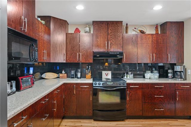 1063 Memorial E Drive, Dallas, GA 30132