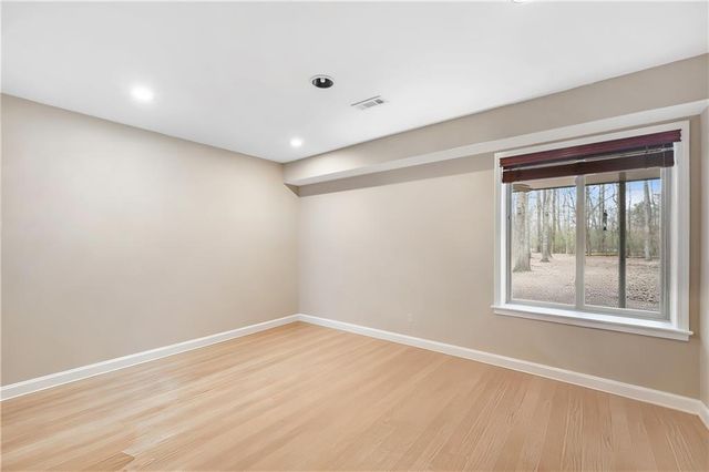 1063 Memorial E Drive, Dallas, GA 30132