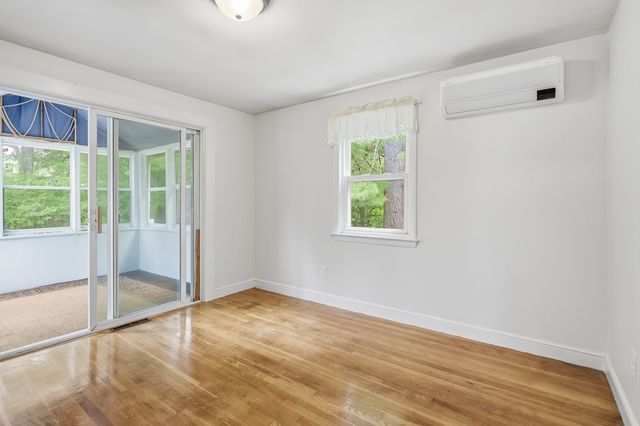 18 Jonathan, Ayer, MA 01432