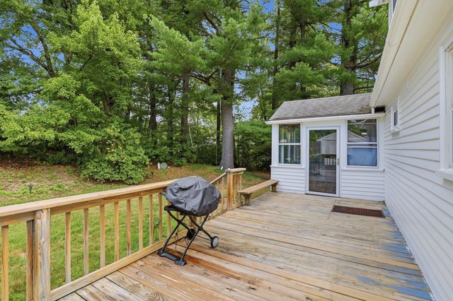 18 Jonathan, Ayer, MA 01432