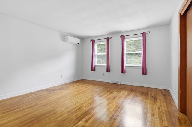 18 Jonathan, Ayer, MA 01432