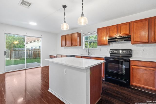 7622 Braes Stage, San Antonio, TX 78254