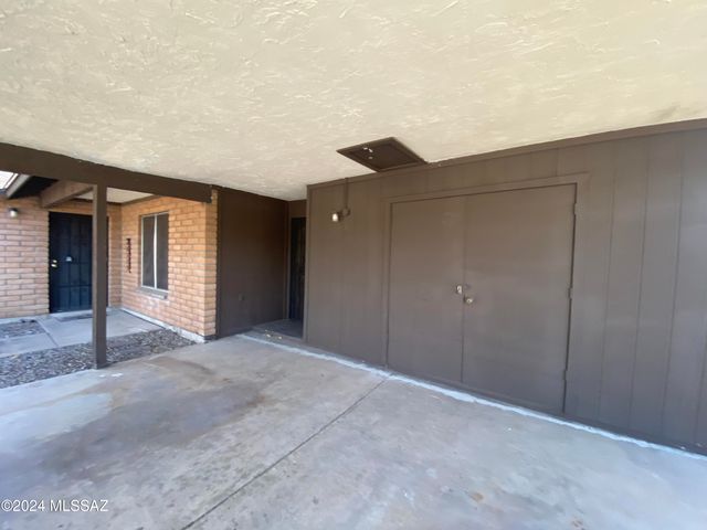 4113 W Julep Street, Tucson, AZ 85741
