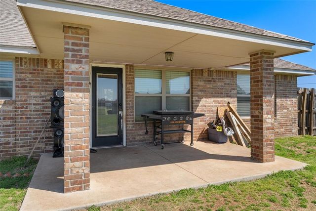 3401 W Simpson Road, Edmond, OK 73034