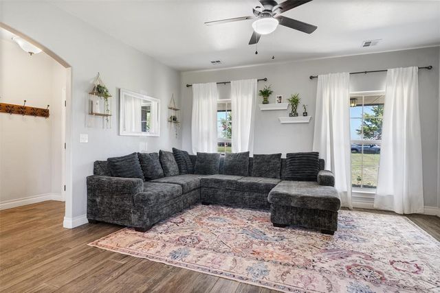 3401 W Simpson Road, Edmond, OK 73034