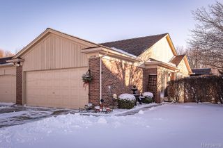 15936 Plymouth Drive, Clinton Charter Township, MI 48038