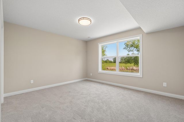 9815 Pinehurst Drive, Elko New Market, MN 55020
