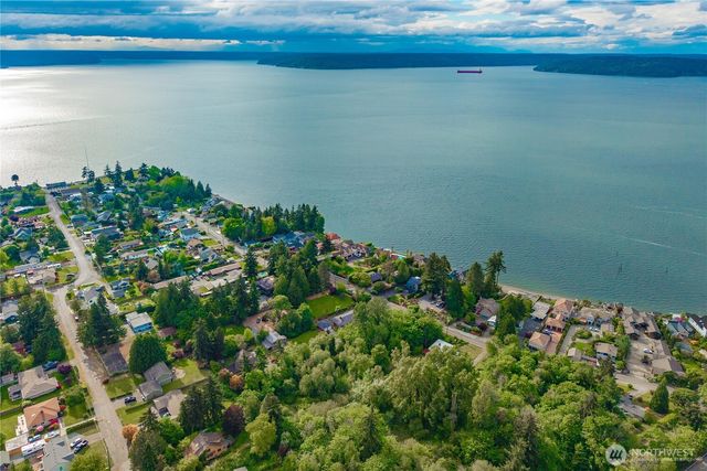 5445 Hyada Boulevard NE, Tacoma, WA 98422