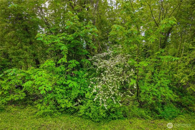5445 Hyada Boulevard NE, Tacoma, WA 98422