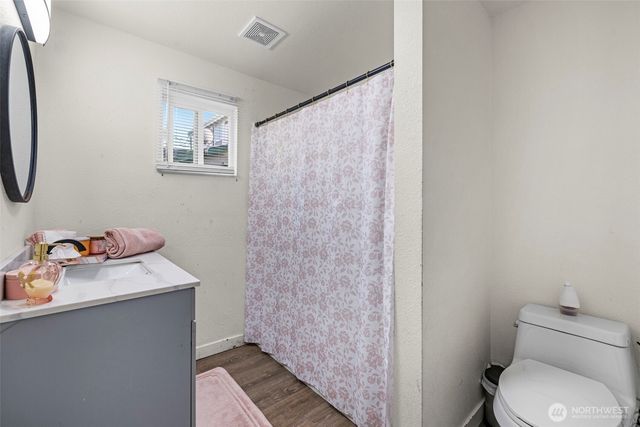 3633 E J Street, Tacoma, WA 98404