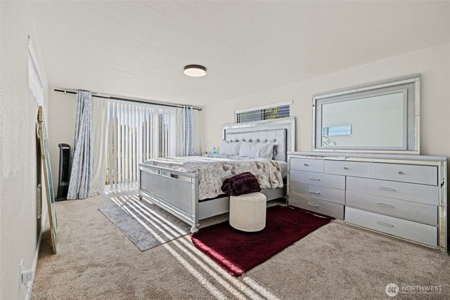 3633 E J Street, Tacoma, WA 98404