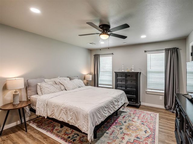 402 S Van Buren Avenue, Blanchard, OK 73010