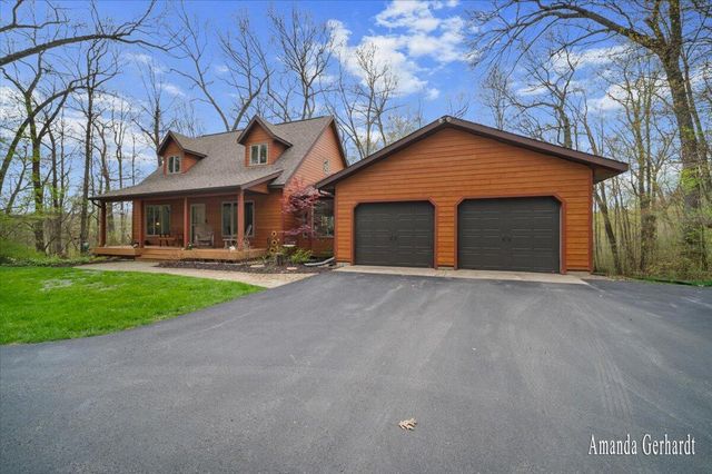 12449 Bailey Drive, Lowell, MI 49331