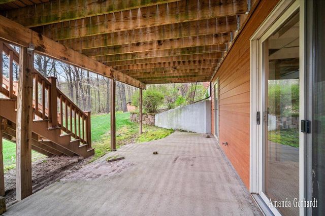 12449 Bailey Drive, Lowell, MI 49331