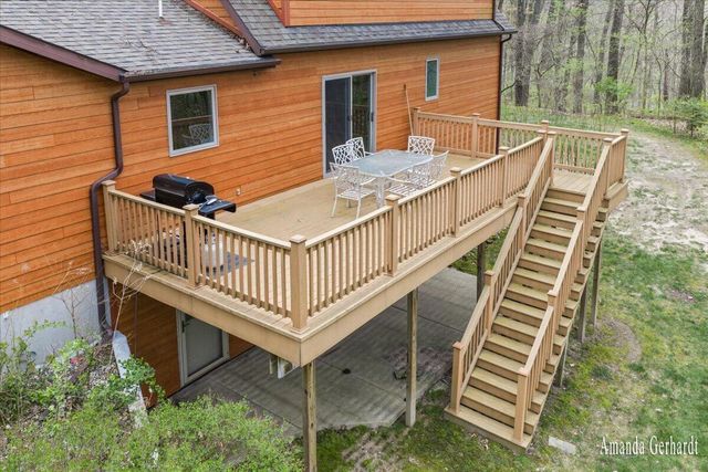 12449 Bailey Drive, Lowell, MI 49331