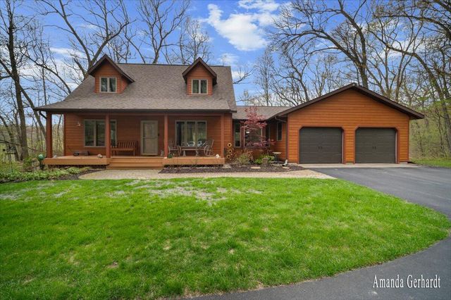 12449 Bailey Drive, Lowell, MI 49331