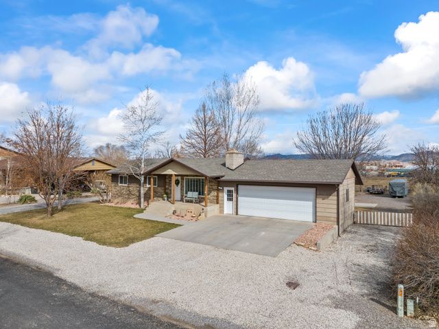 79 S 250 E, Aurora, UT 84620