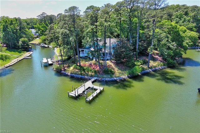 1644 Duke Of Windsor RD, Virginia Beach, VA 23454