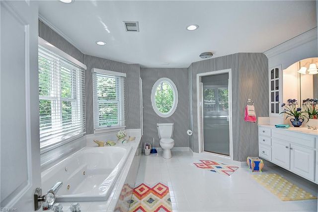 1644 Duke Of Windsor RD, Virginia Beach, VA 23454