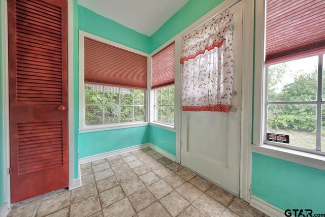 523 W 2nd Street, Tyler, TX 75701