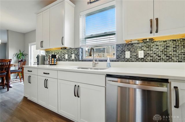 578 Bellasera Drive, Sugarcreek Twp, OH 45440