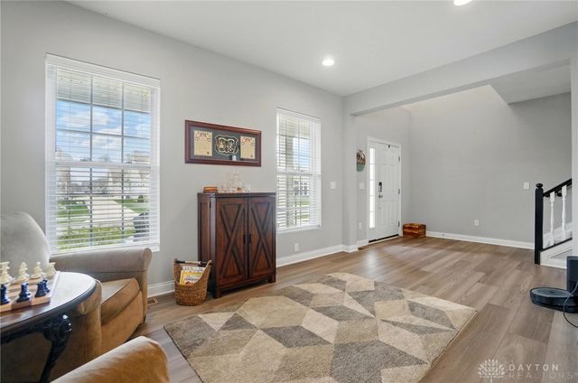 578 Bellasera Drive, Sugarcreek Twp, OH 45440