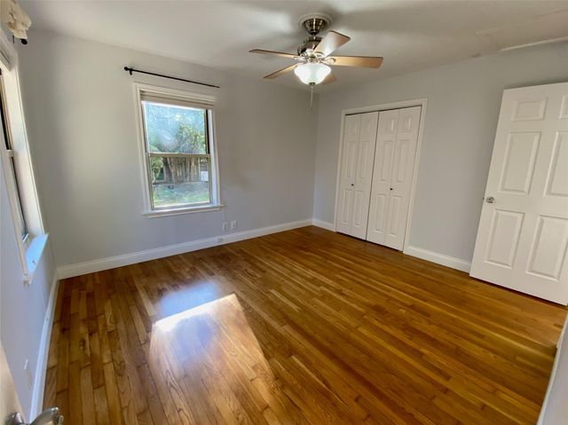 1009 Alegria RD, Austin, TX 78757