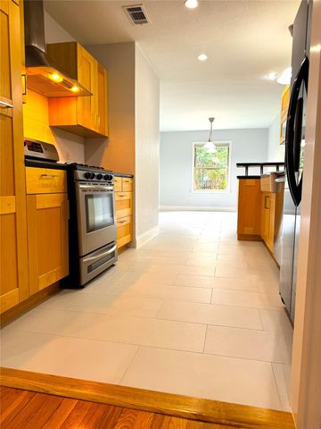 1009 Alegria RD, Austin, TX 78757