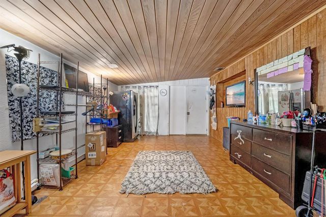 3250 E Glendale Boulevard, Fort Lauderdale, FL 33312