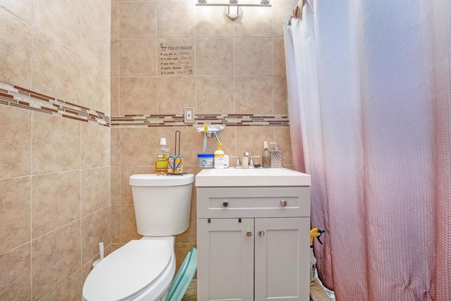 3250 E Glendale Boulevard, Fort Lauderdale, FL 33312