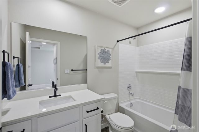 5212 E M Street, Tacoma, WA 98404