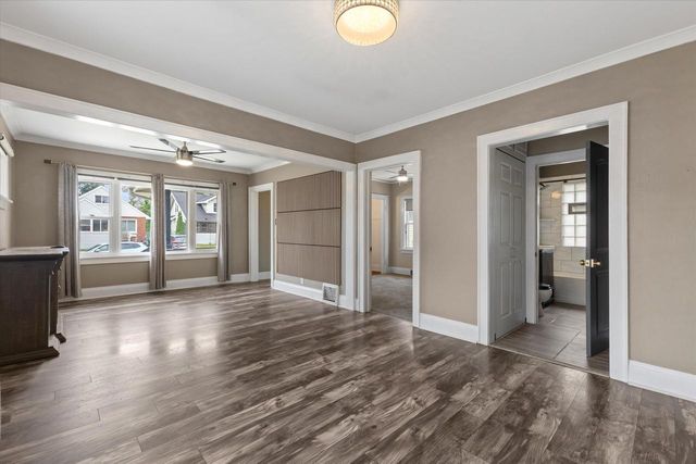 7519 10th AVENUE, Kenosha, WI 53143