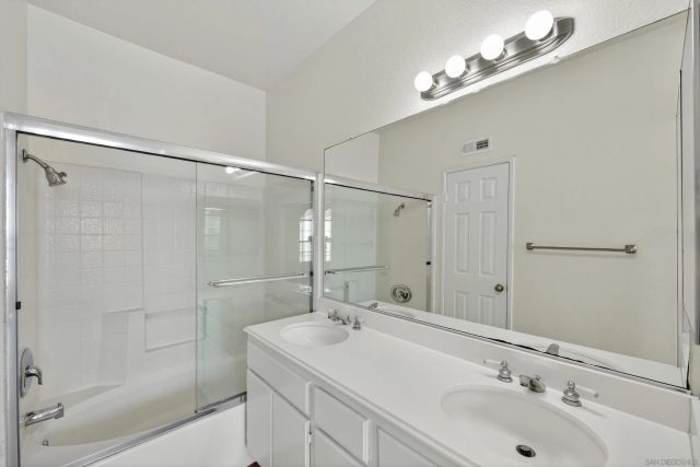 1040 S San Marino Way, Anaheim, CA 92808