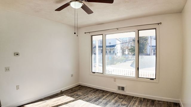 61 Thomas St 1, Dedham, MA 02026