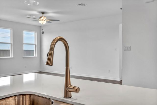 131 Adeline RD, Hutto, TX 78634