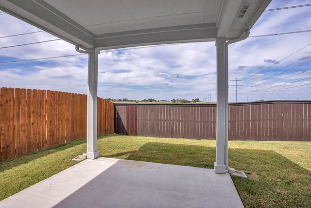 131 Adeline RD, Hutto, TX 78634