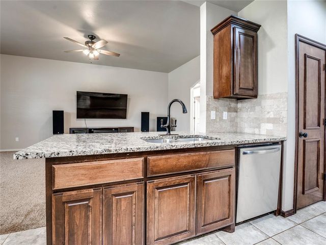 5774 Timberland Crossing, Guthrie, OK 73044