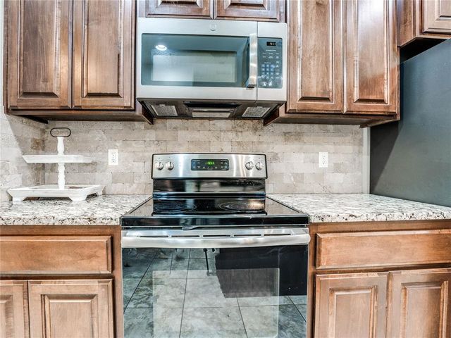 5774 Timberland Crossing, Guthrie, OK 73044