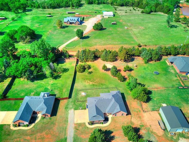 5774 Timberland Crossing, Guthrie, OK 73044