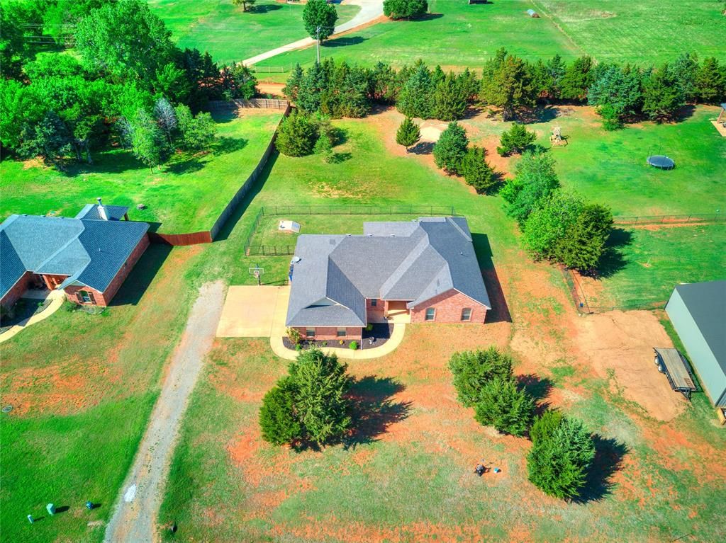 5774 Timberland Crossing, Guthrie, OK 73044