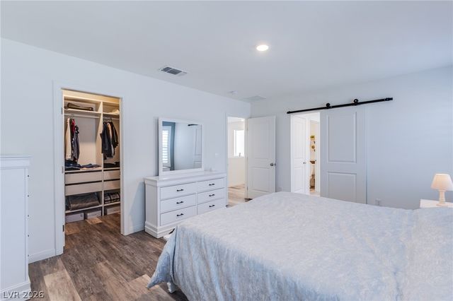 7712 Lush Oasis Avenue, Las Vegas, NV 89113