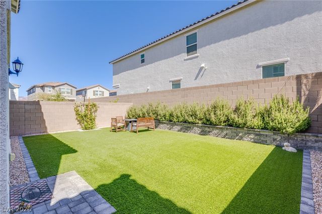 7712 Lush Oasis Avenue, Las Vegas, NV 89113