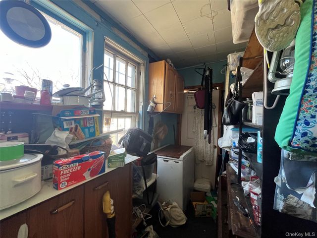 10438 202nd Street, Saint Albans, NY 11412