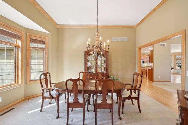 14043 Kings Court, Savage, MN 55378