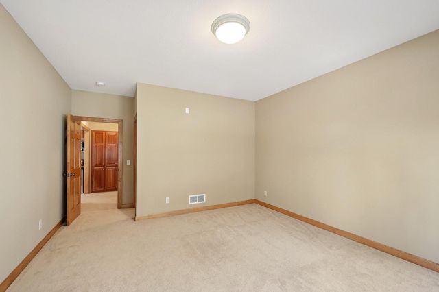 14043 Kings Court, Savage, MN 55378